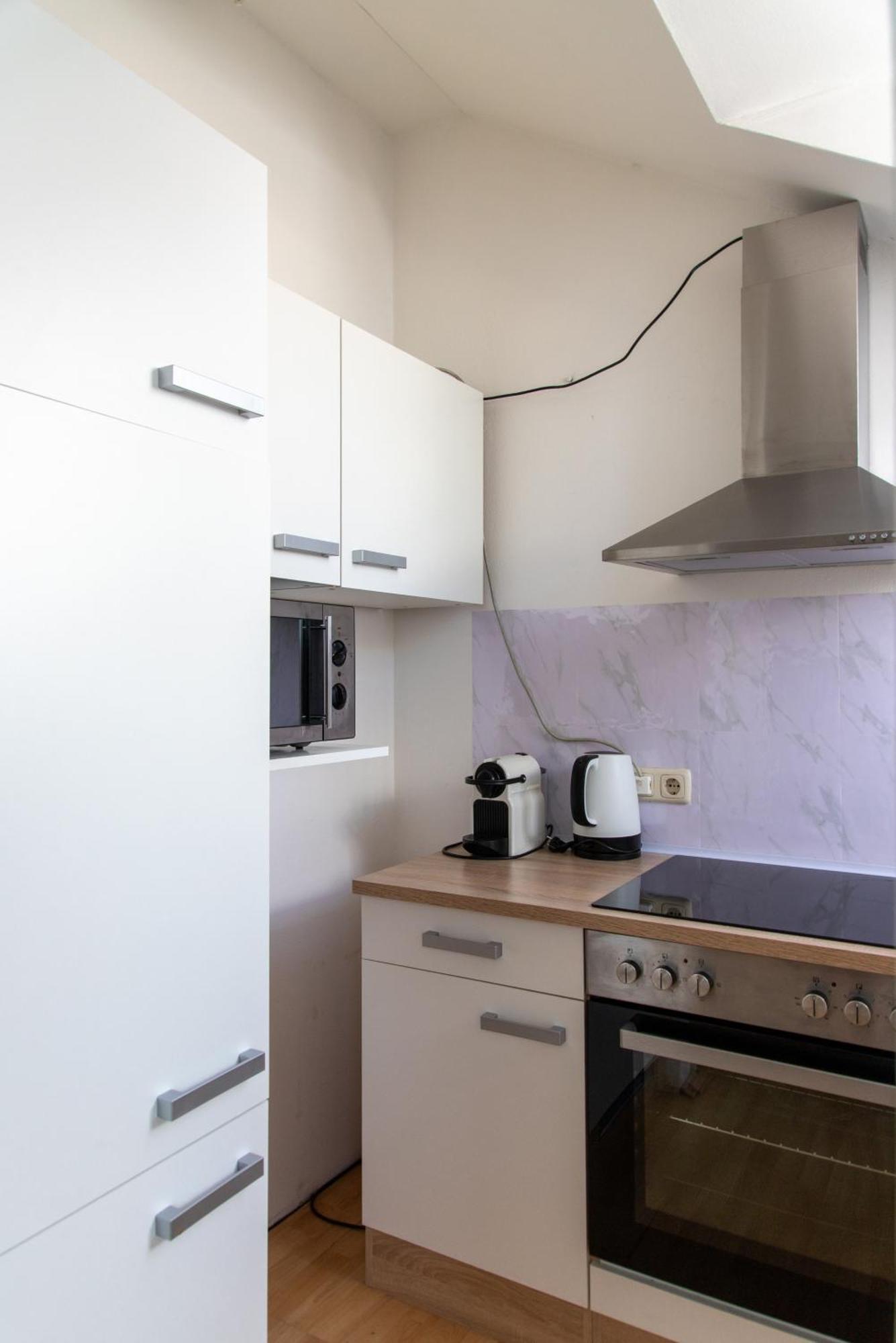 Schoene Wohnung Mit Parkplatz Im Zentrum Von Линц Экстерьер фото